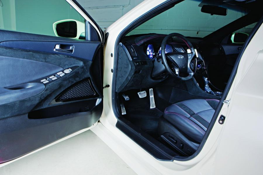  Hyundai Sonata 2.0T by Rides 2010 года  (фото 6 из 26)